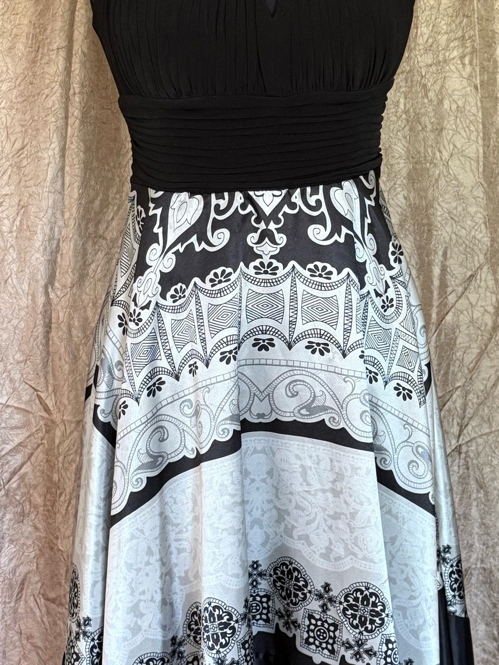 Signature by Sangria Black and Silver Midi Dress